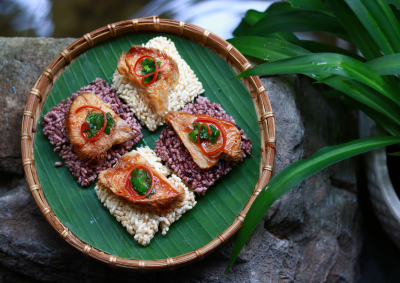 Nấm Hầu Thủ Áp Chảo - Scorched rice topped with lion-head mushroom